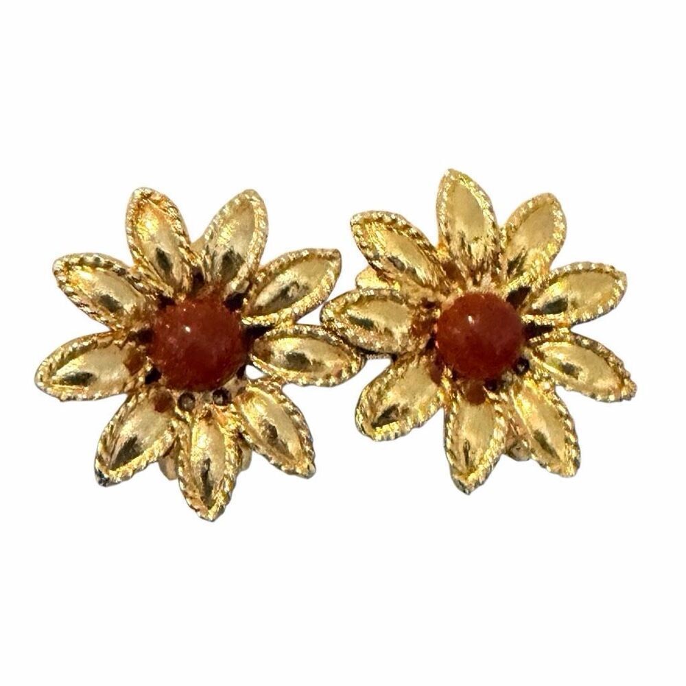 Vintage Gold Tone Daisy Flower Clip Earrings Orange Cabochon Centers